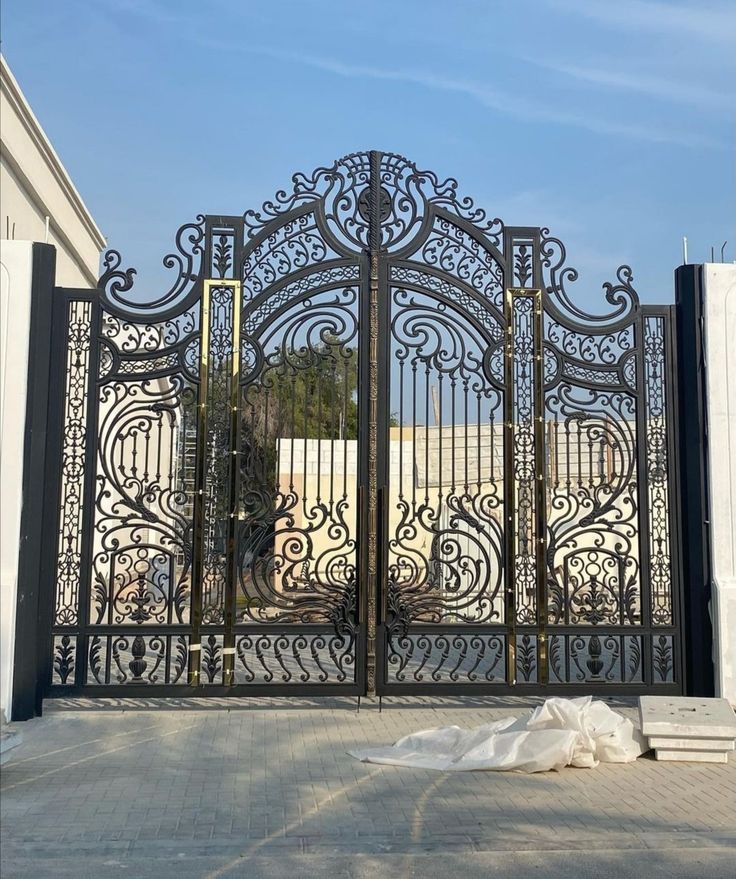 LEOLA Customization Villa Exterior Driveway Metal Iron Gate Main ...